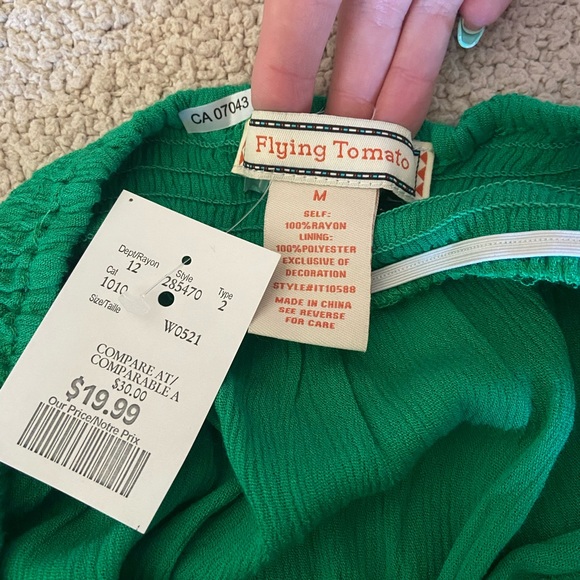 🌸 Flying Tomato 🌸 bright green halter top - Picture 3 of 7